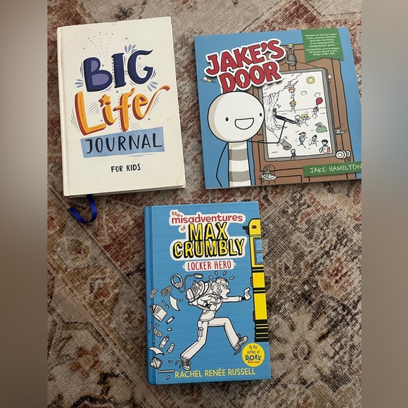 Boy Book Bundle - Picture 2 of 3